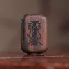7. Colgante Tai Sui de madera de agar