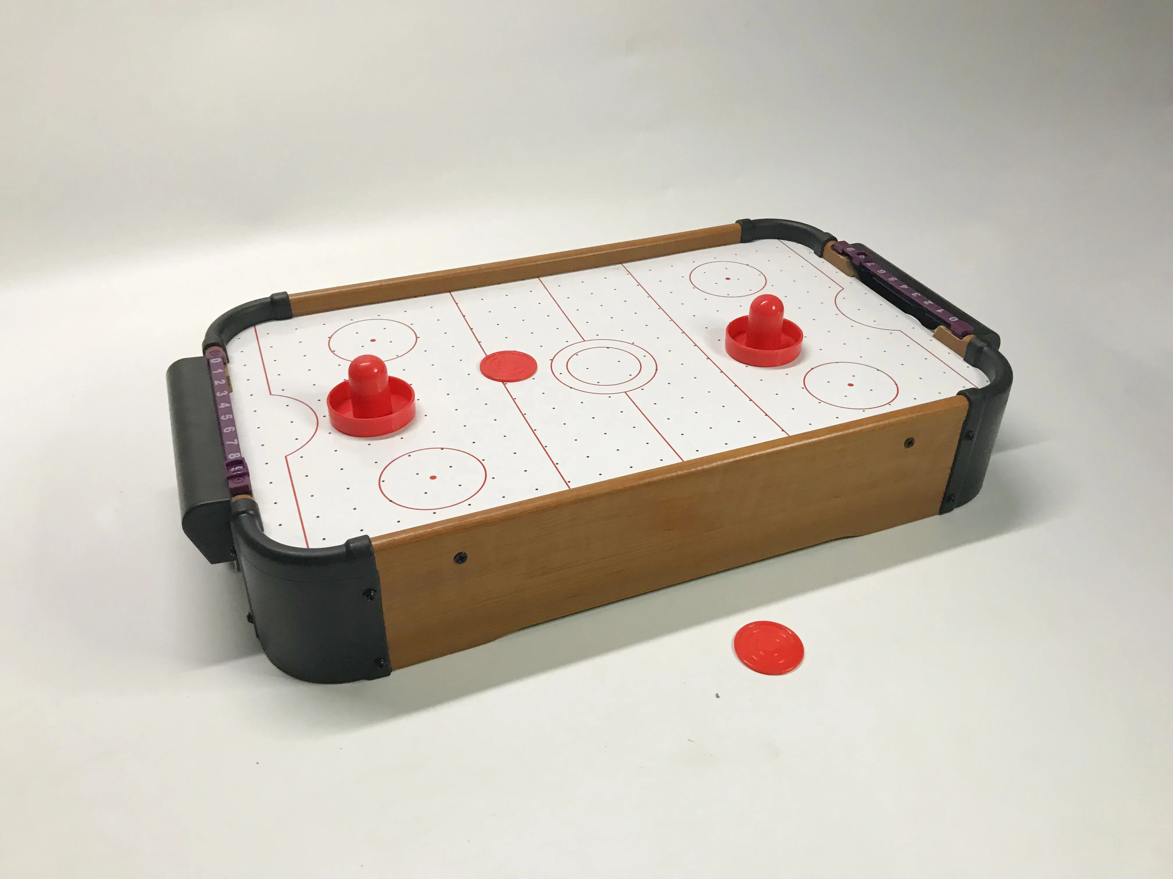 Мини-хоккейный стол для детей и взрослых есть в наличии