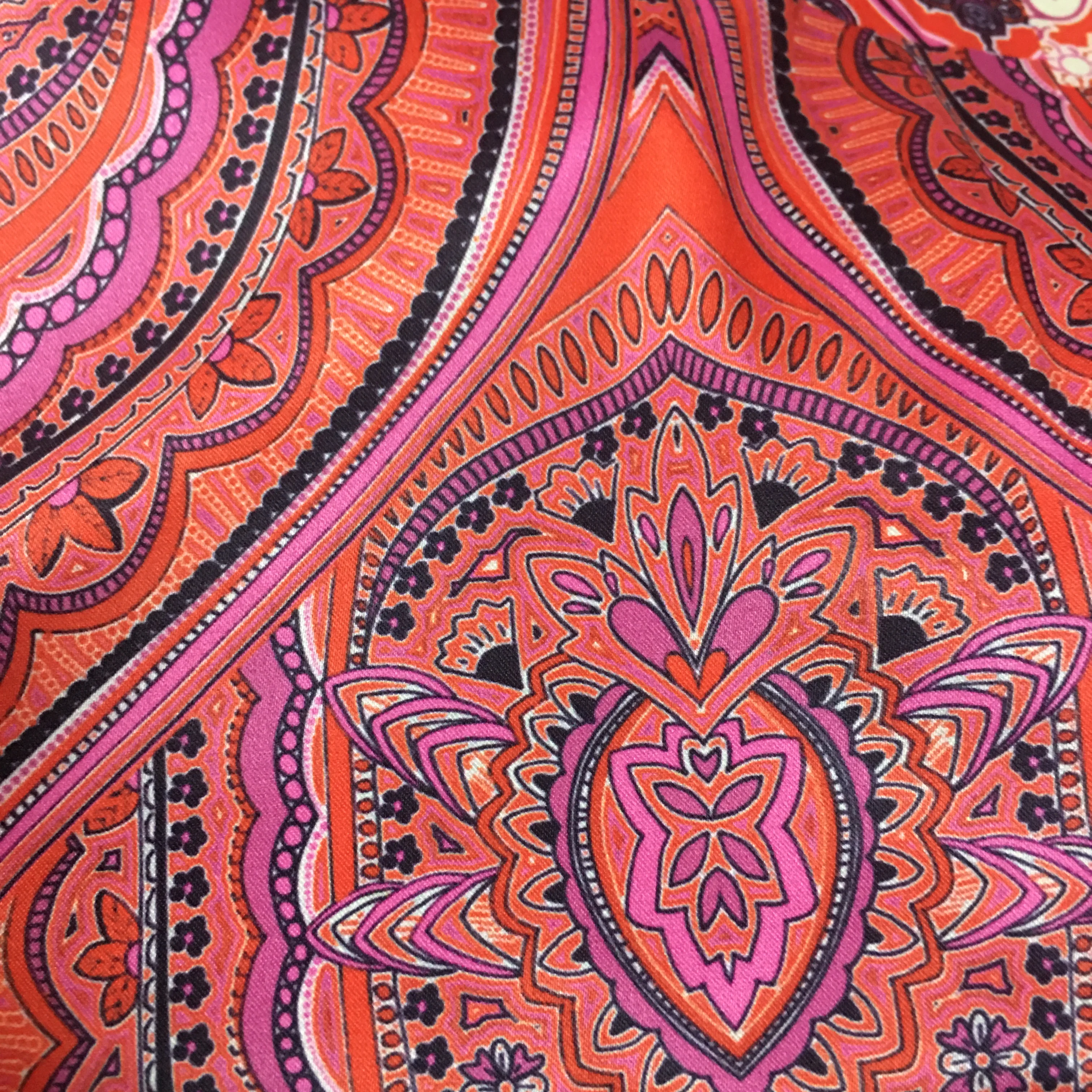 Ткань из чистого шелка класса 5А с цифровым принтом для платьев и шарфов