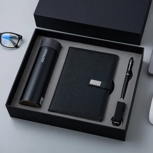 New Year Men Corporate Gift Custom Mug A5 Hard Cover Business A3 Notebook Organizer B5 Gifts Pen Keychain Set for Clients