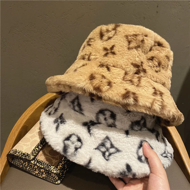 unisex luxury Vintage faux fur bucket hat plush fur hat winter furry bucket hat for women