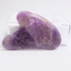Gua Sha a forma di cuore in ametista