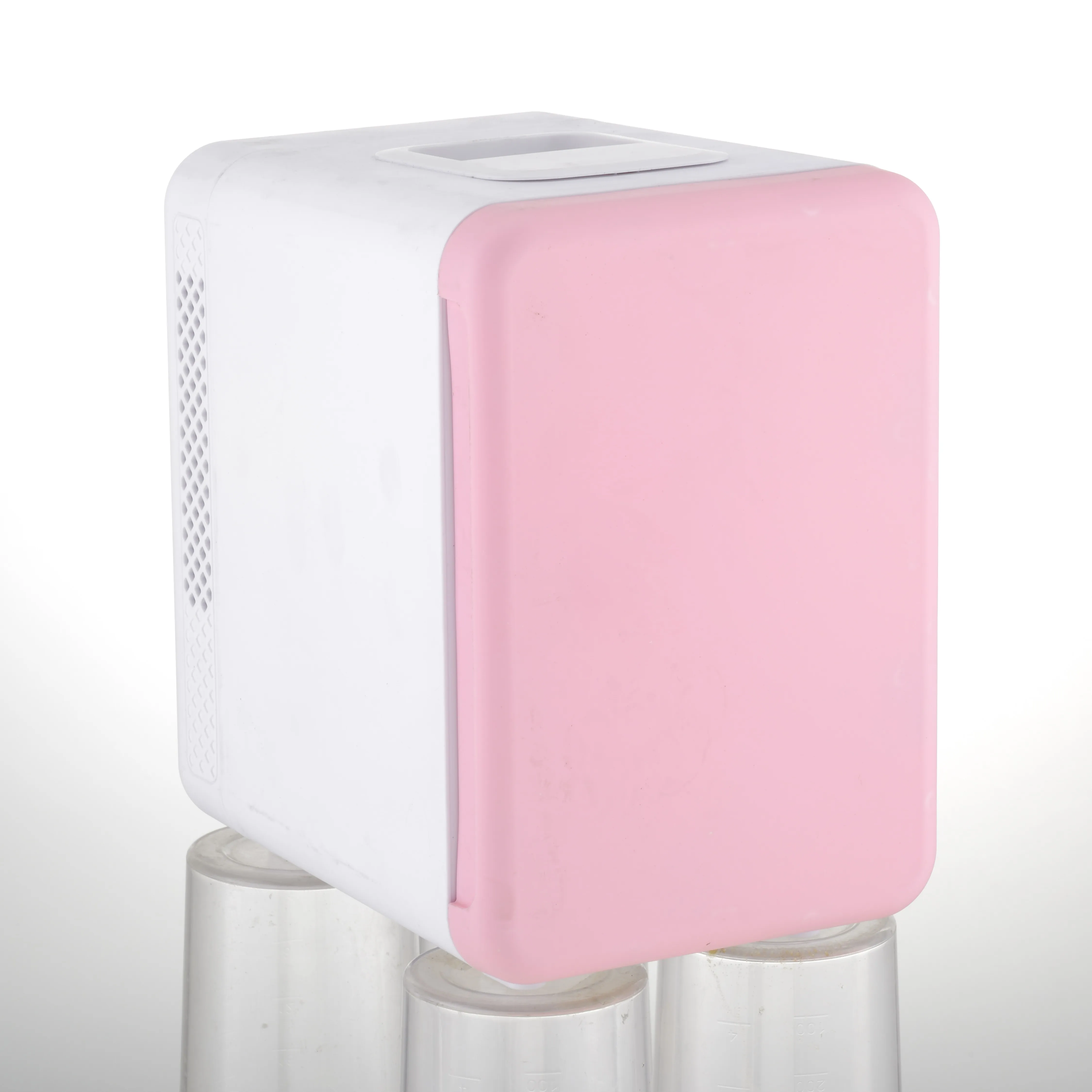 New Version 4l Mini Cooler Box Portable Fridge For Makeup Skincare