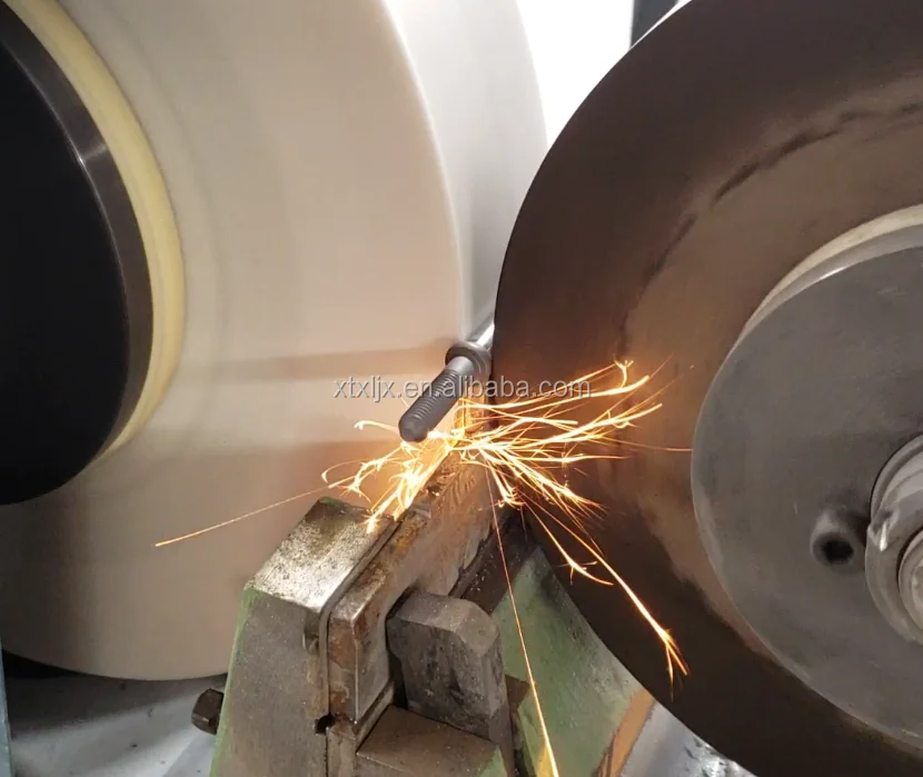 Маленький цилиндрический шлифовальный мини-станок без центрального вала для точности