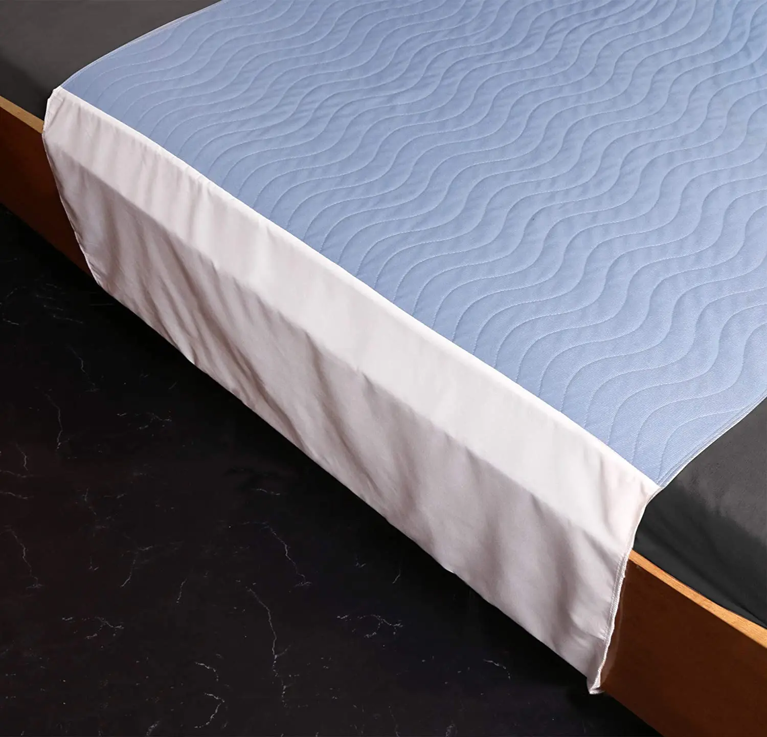 YK Wholesale Home Adult Nursing Quilted Incontinence Bed Pad Underpad White Color  Sustainable Waterproof Mattress Protector supplier