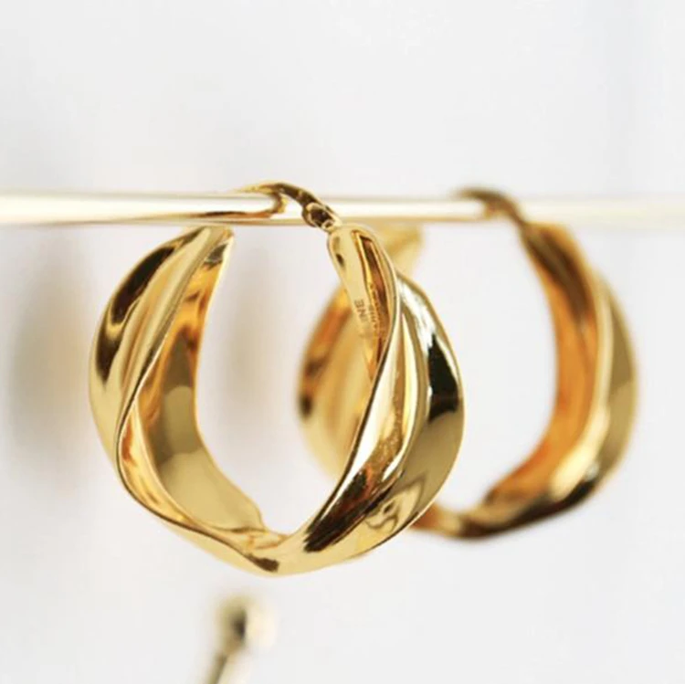 
 Серьги поставки 18k золотые ювелирные изделия большие серьги-кольца для женщин новые серьги-кольца  