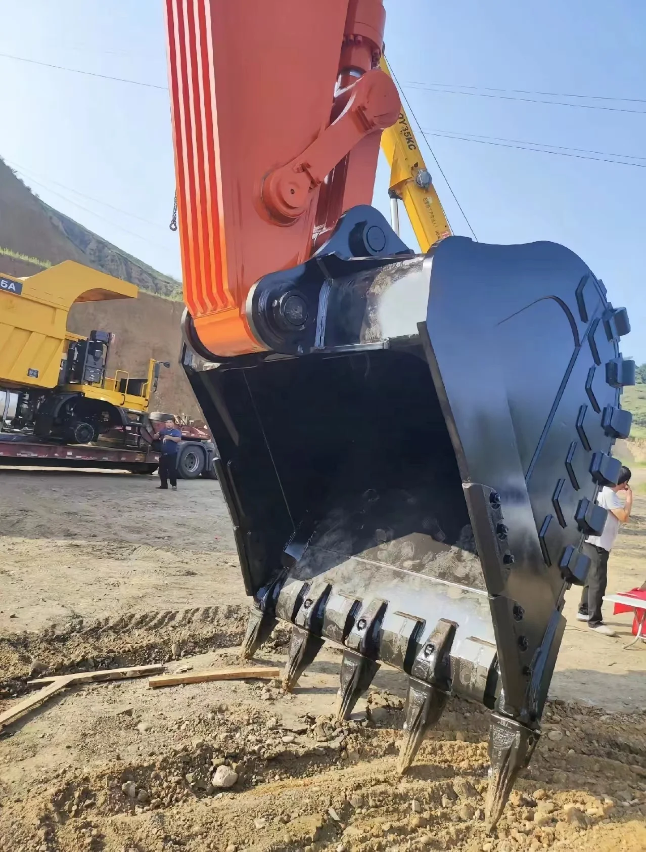 Original Hitachi ZX890 Crawler Excavator for Sale - 89ton