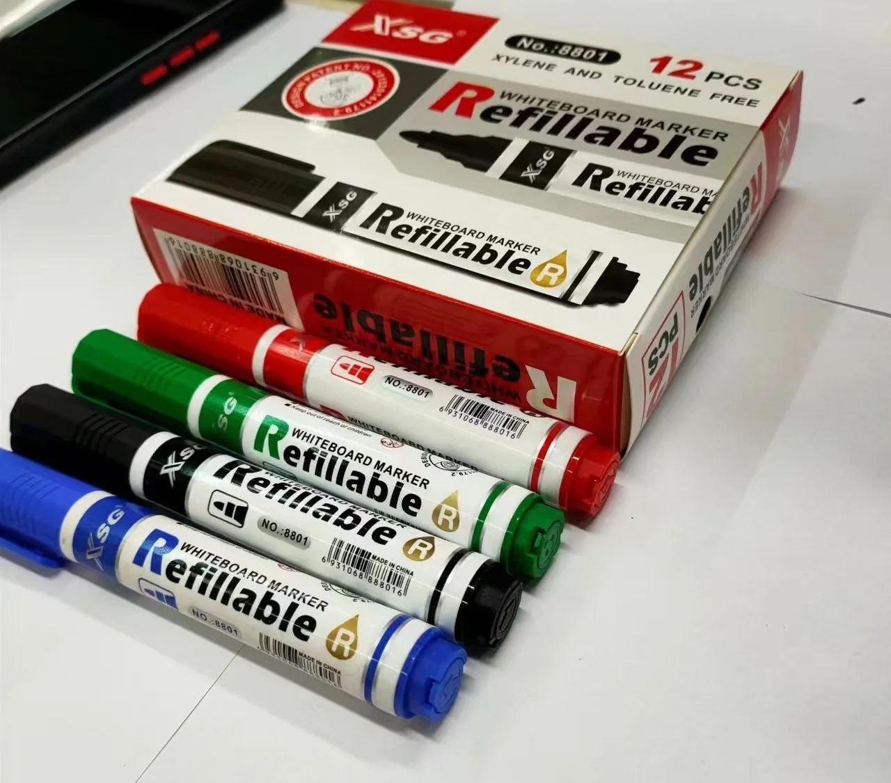 XSG Non Toxic Easy to Erase Refillable Whiteboard Marker