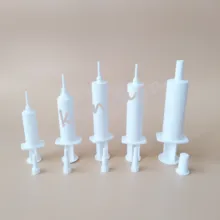 good quality white color popular veterinary plastic syringe 10ml,20ml,60ml for animals