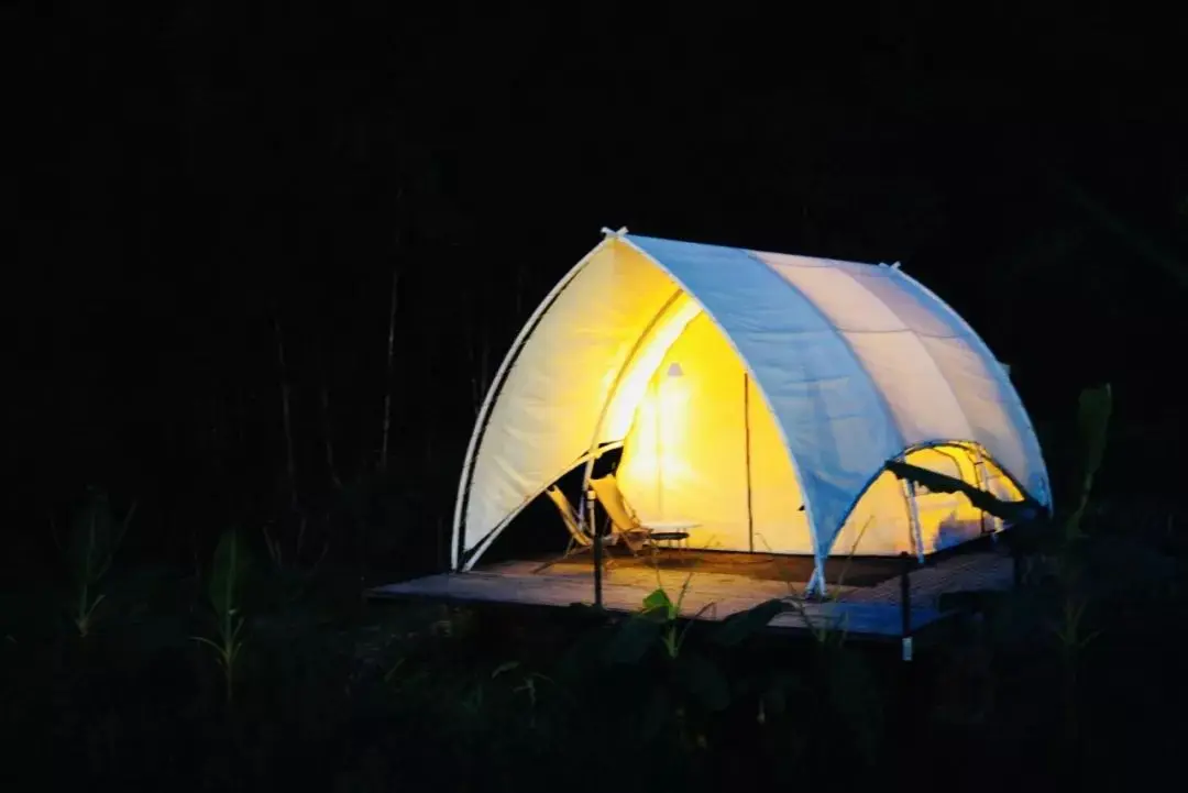 Custom Latest Design Beautiful Pvc Architecture Camping Luxury Living Home Glamping Hotel Resort Tent for Resort