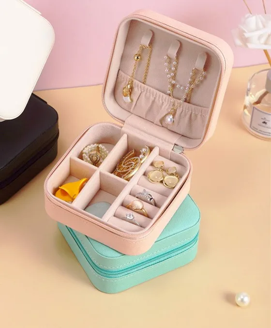 Mini Jewelry Box small pu Necklace Earrings Stud Ring Jewelry box Portable jewelry box supplier