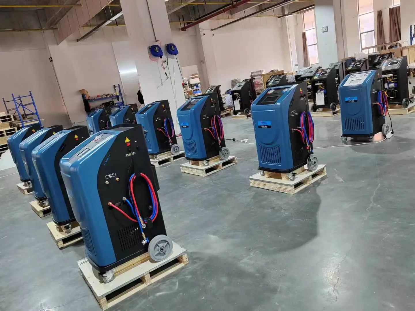 AC Recovery Machine RCC-8A+ R134A 1234yf Auto A/C Automotive Air Conditional Recovery Recharge Machine Car Tools
