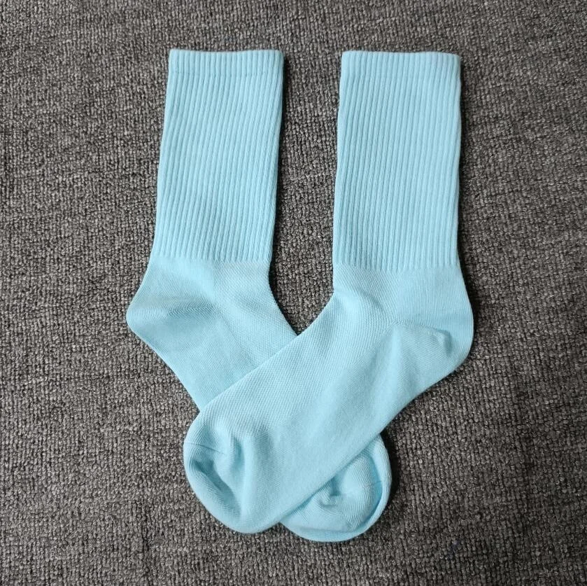 B85 Free Design Jacquard Socks Customized Unisex White Black Sports Crew for Running Basketball Cycling factory