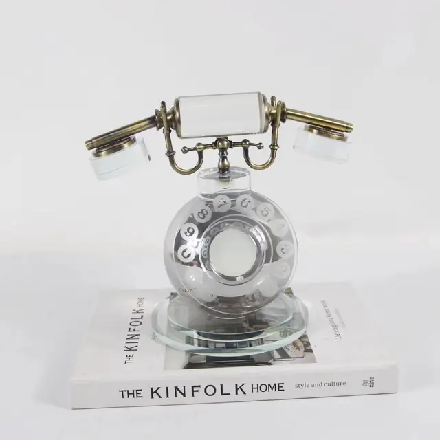Modern Retro Crystal Glass Telephone Ornament for Model Room Sales Office Sales Center Desktop Decoration Other Crystal Crafts