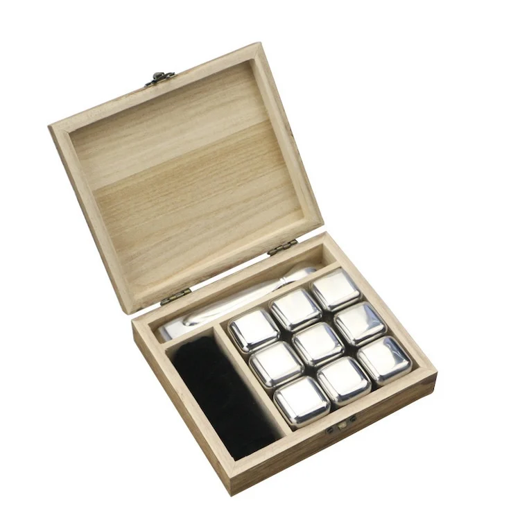 Sales Reusable Whisky Sets Marble Whiskey Stone Beverage Chilling Stones Whisky Chilling Stones Premium Marble with Custom Logo