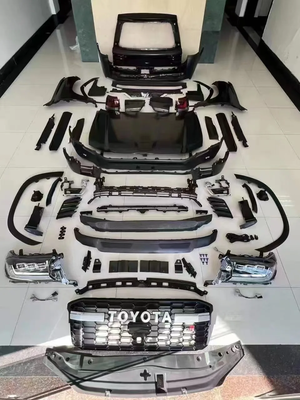 Car Accessories Front Conversion Bodykit For Land Cruiser 200 Lc200