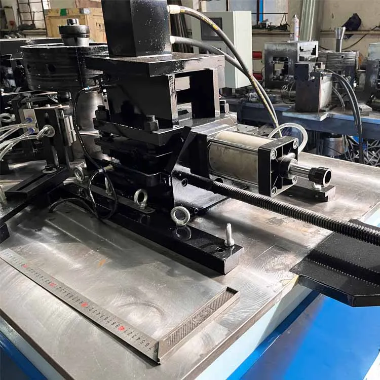 BOBO Machine automatic fan house edge fan vibrating screen flange shown in a detail photo for this news article