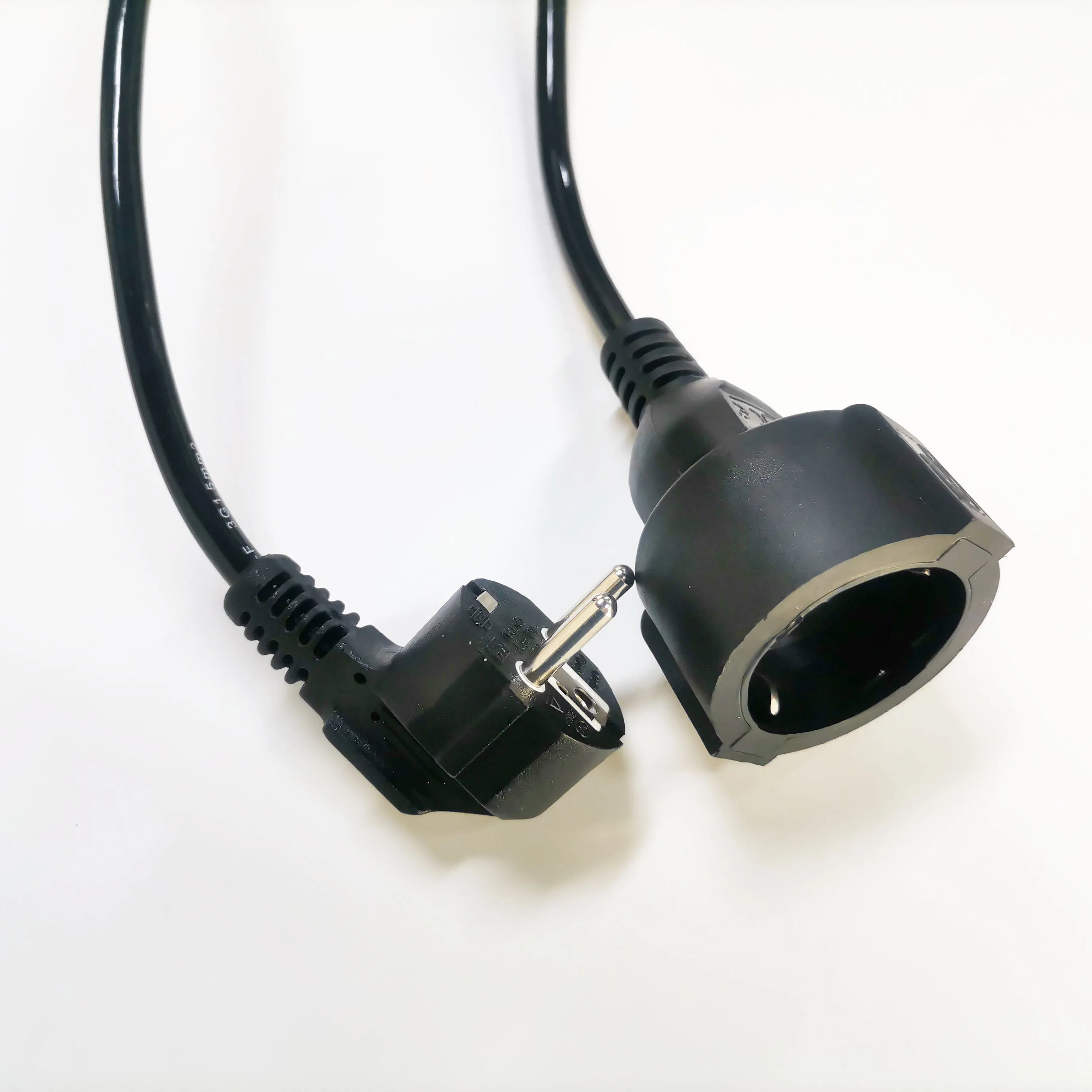 Power Strips Extension Cord 3 Outlets Pvc Cables EU Plug Power Cord China 220 Volt Surface Mount Power Strip 10 Ft Cord