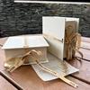 Caja (11*11*3,5 cm)