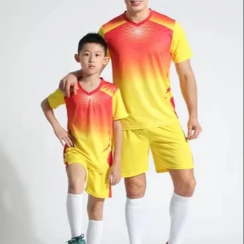 Manufacturer Custom Logo Plain Soccer Jerseys Fashion Hot Sell Football Shirts 100% Polyester Comfortable Football Wear Set