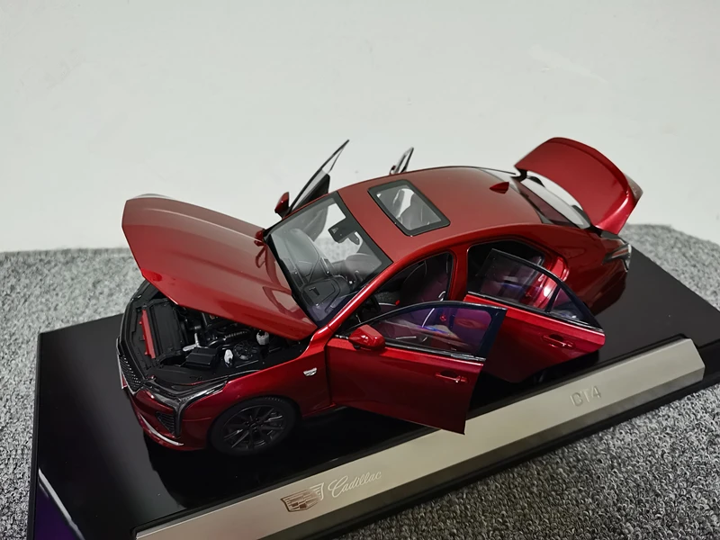 CT4 1:18 Car Diecast Simulation Alloy Car Model for Decoration