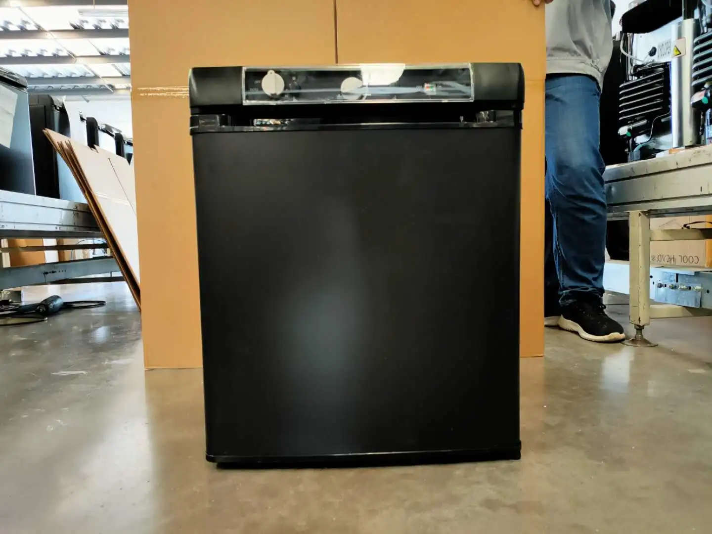 28-47L 3 Way AC DC 12V Natural Gas Mini Absorption Fridge