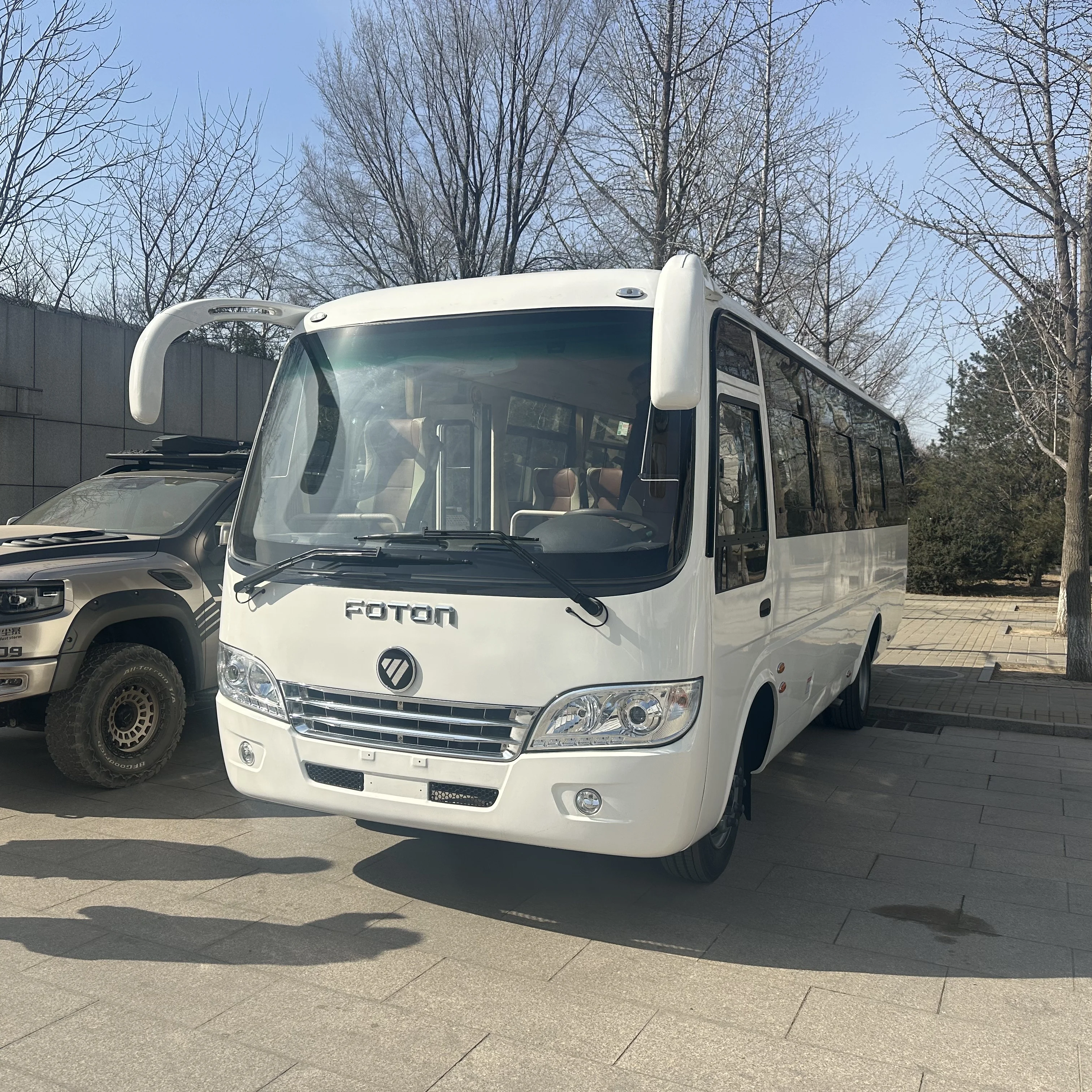 Unlock Your Potential Best Quality Second-hand Large Coach Bus Foton 49 Seats Passenger Used Electric Bus - Image 5
