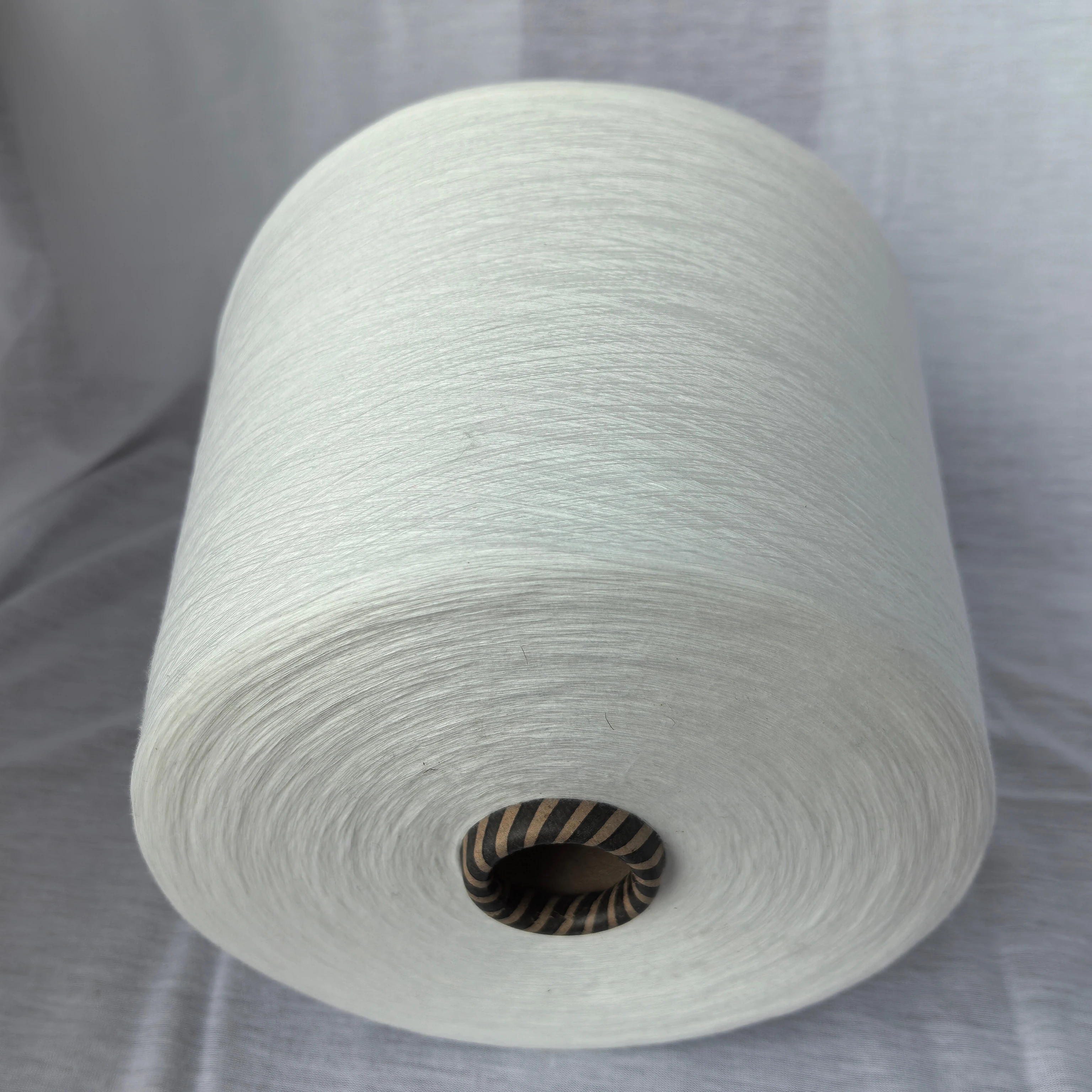 Ne40 100% PLA Corn Fiber Yarn Natural Plant Polylactic Acid Biodegradable Cotton Blended for Knitting and Weaving