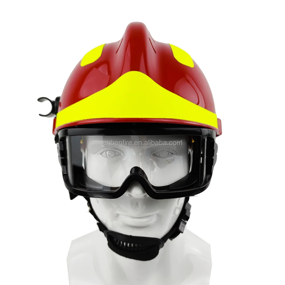 laura smith helmet Laura Smith