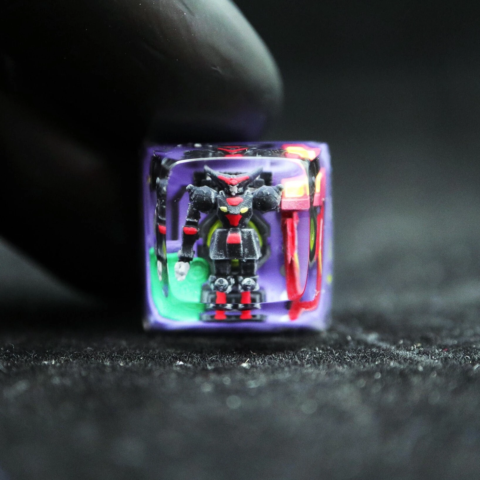 gundam artisan keycap