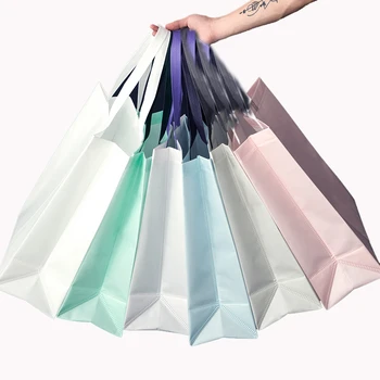 Laminating non-woven garment bag custom shopping green bag gift clothing store bag