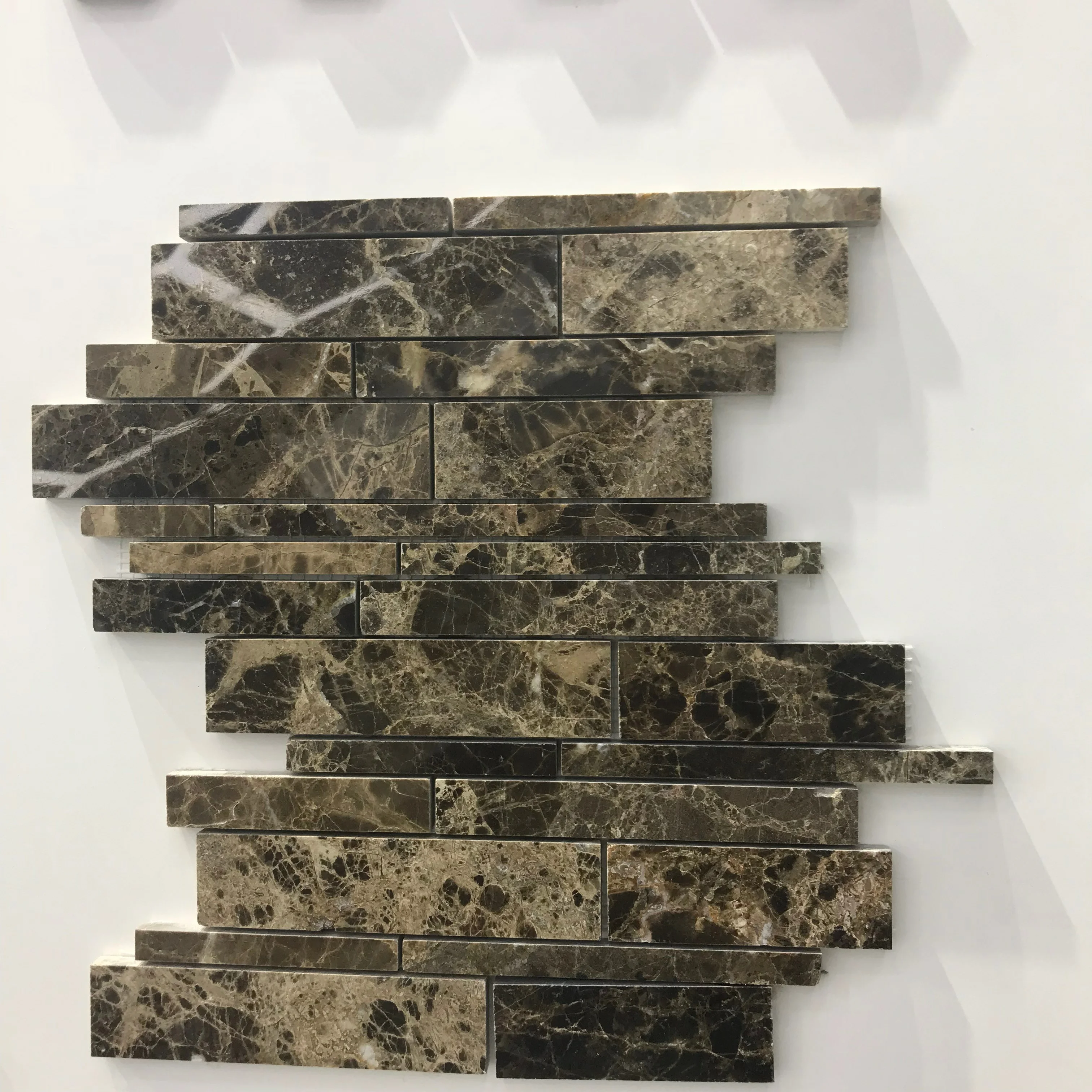 Emperador Dark Random Strip Shape Marble Mosaic Tile for Home Decor Backsplash Mosaic Tile