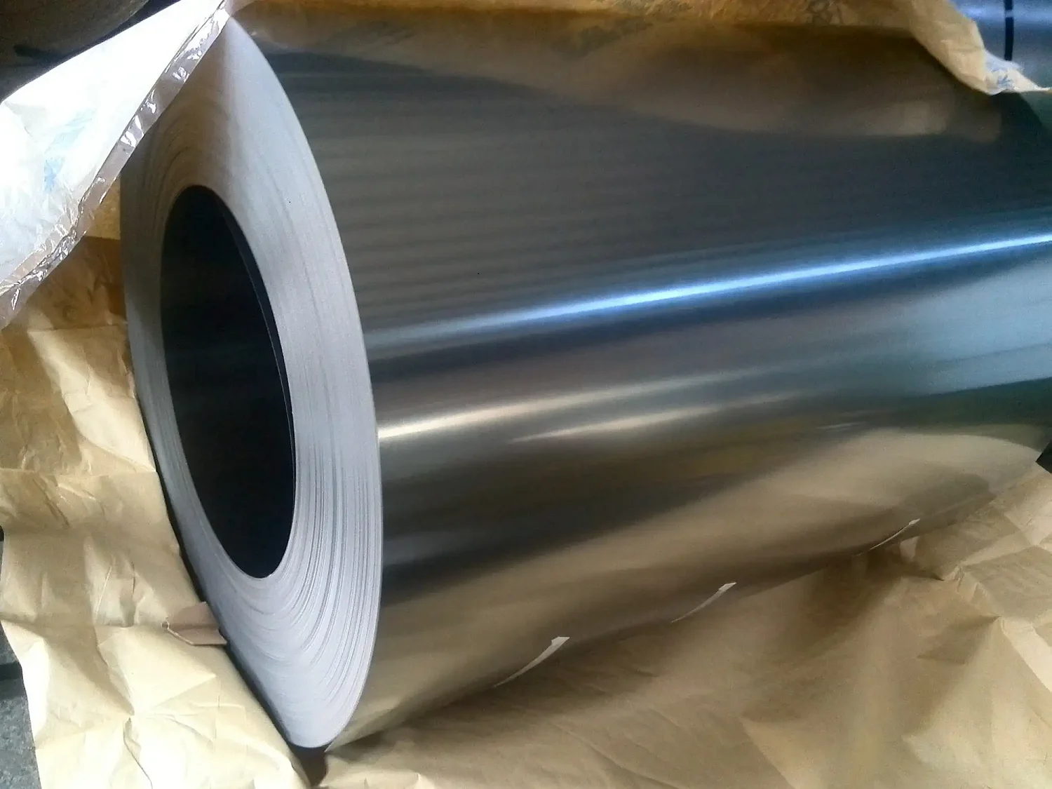 Oriented electrical steel