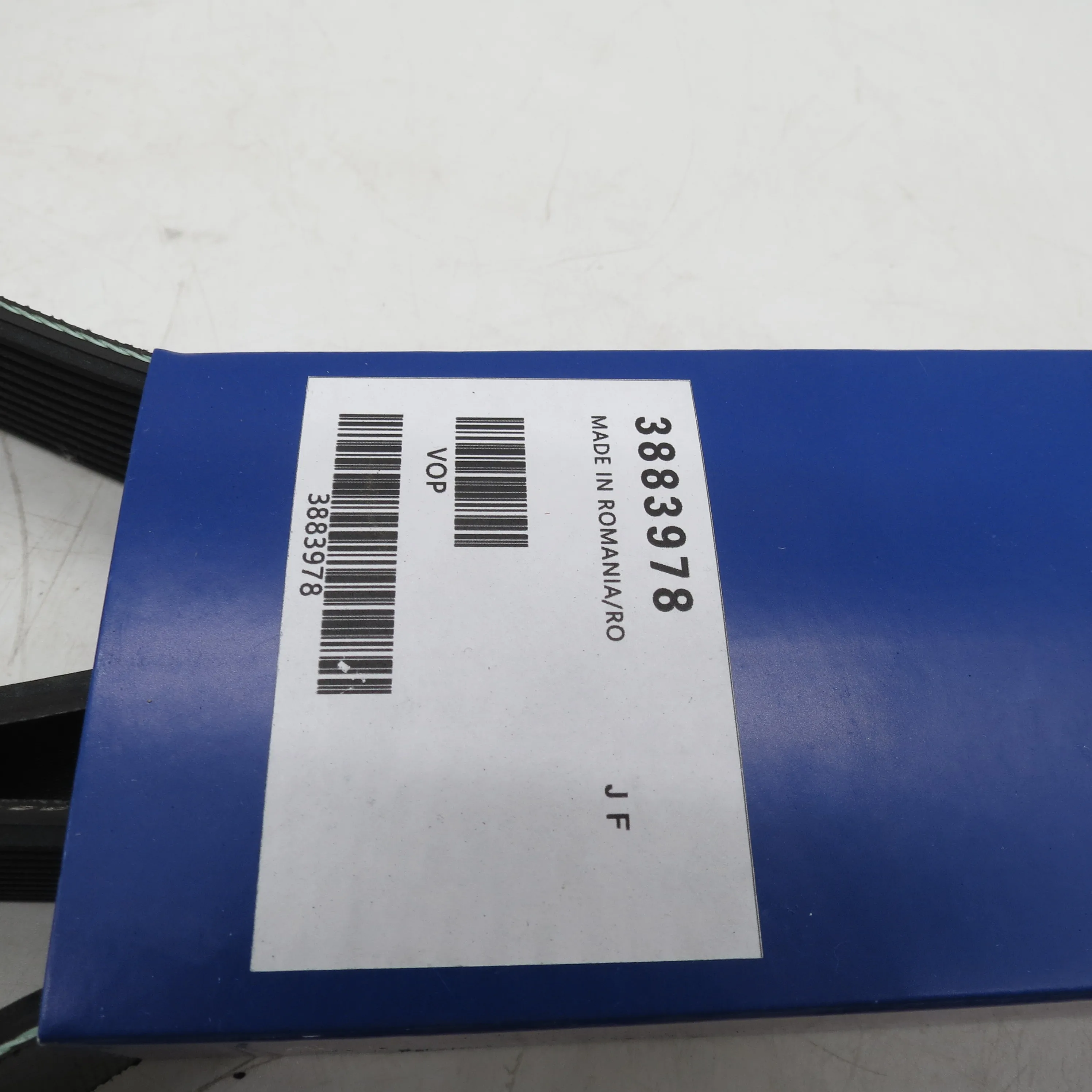 ぽんた38 High Quality Fan Belt 3883978 for Trucks and Cars Spare Parts