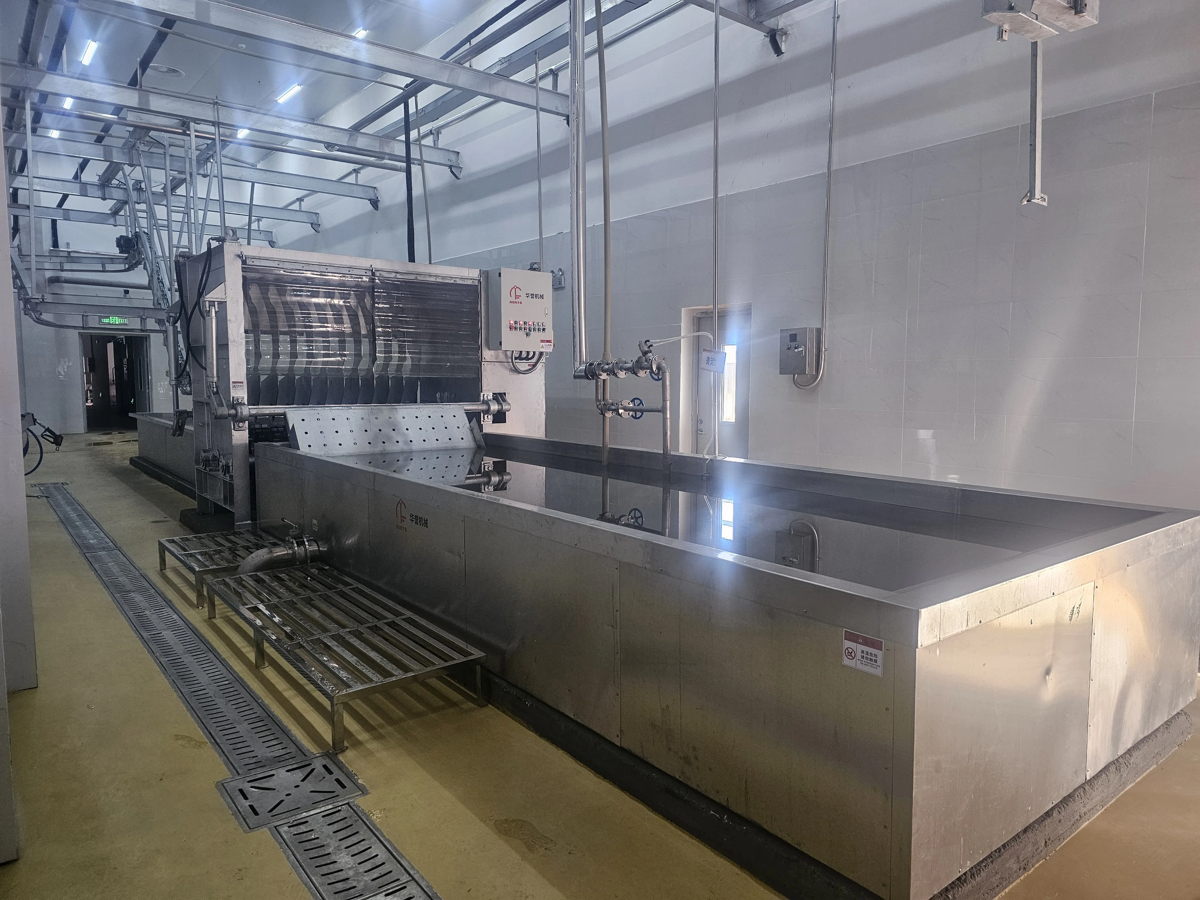 Factory-level pig slaughterhouse equipment to efficiently solve pig slaughtering problems