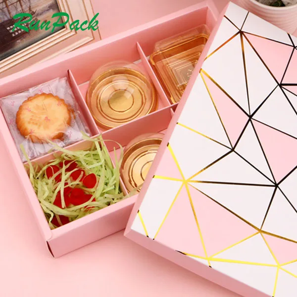 Custom Logo Biodegradable Food Grade Paper Bakery Donut Packaging Pink Fast Food Delivery Mochi Donut Box With Window