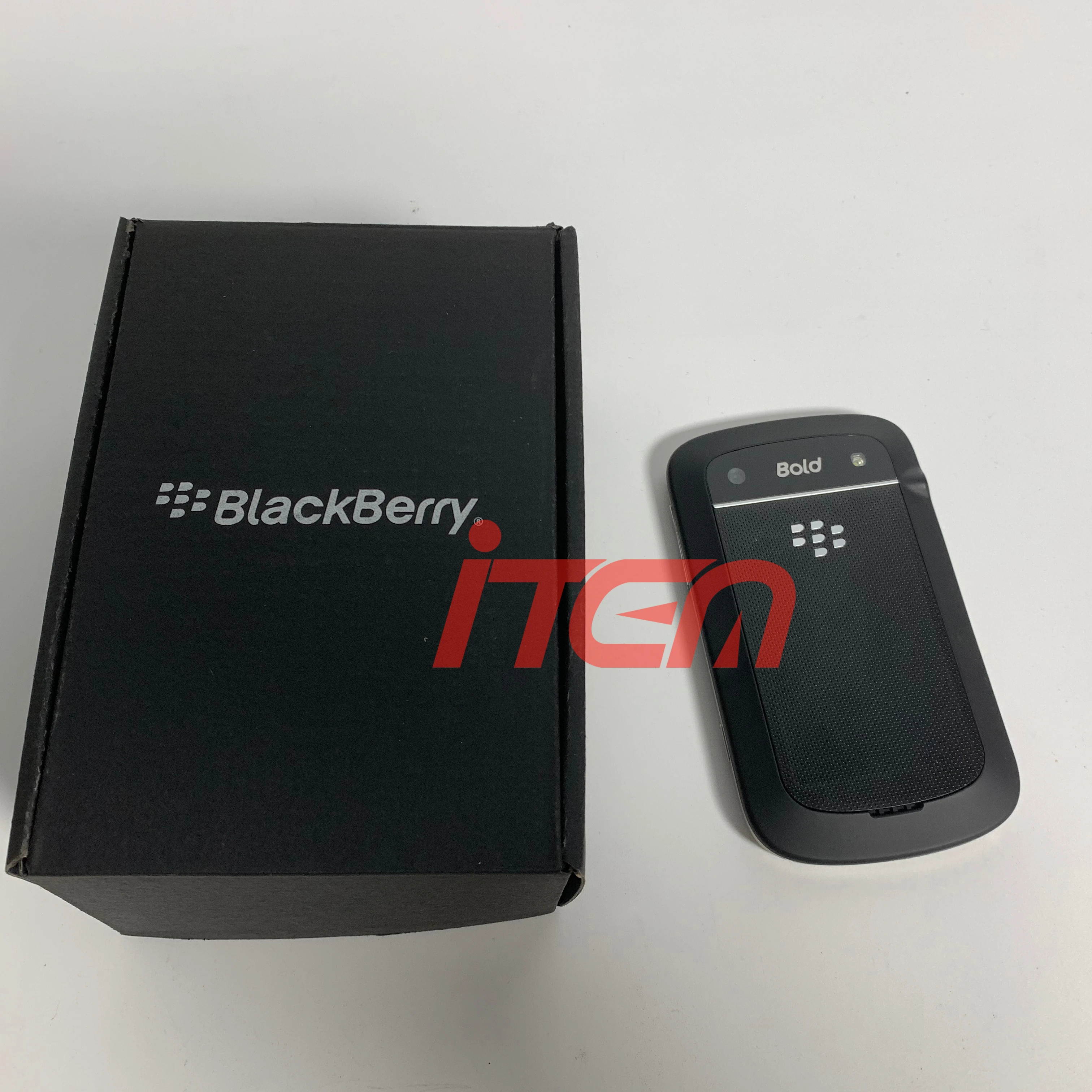 Wholesale Original Unlocked 99% New Cheap Feature Phone for Blackberry Mobile Phones 9900