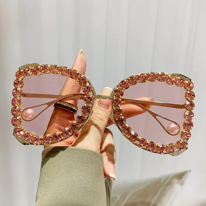 Y2K rhinestone sunglasses with pink lenses and pink arms brand new Y2K Pink Heart Rhinestone Sunglasses | Hot Topic main image 4