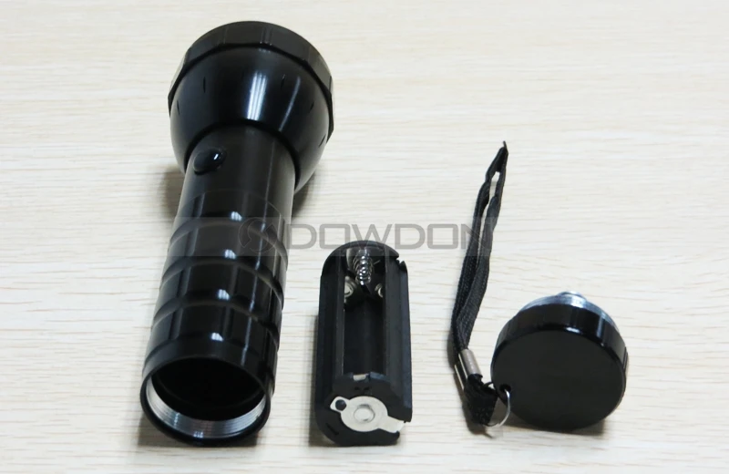 28 LED 395nm Pet Dog Cat Urine Detector Black Light UV Flashlight