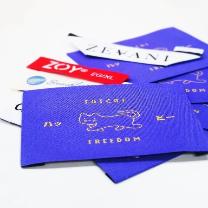 Low Moq Custom High Density Logo Garment Label Neck Satin Woven Silk Labels for Clothing
