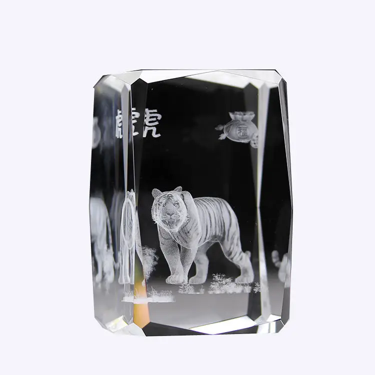 New Design Chinese 3D Tiger Gift Decor Souvenir Carved Engraving Technique Laser Etched Crystal Cube K9 Glass with UV Printing manufacture