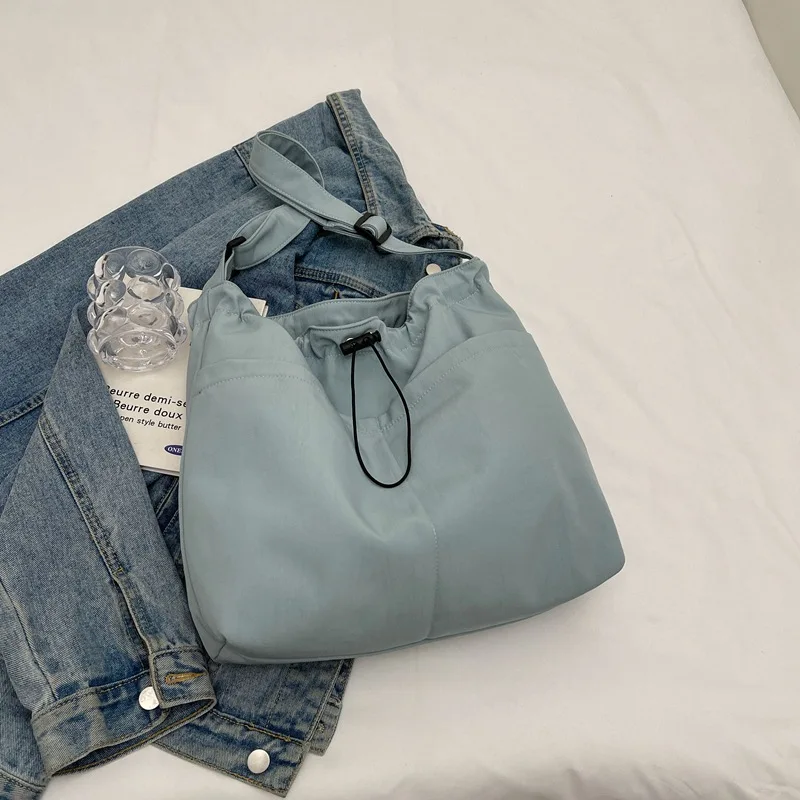 Ins Simple Fashion Solid Color Nylon Bucket Bag Polyester Chains Portable Outdoor Casual Crossbody Drawstring Design Single