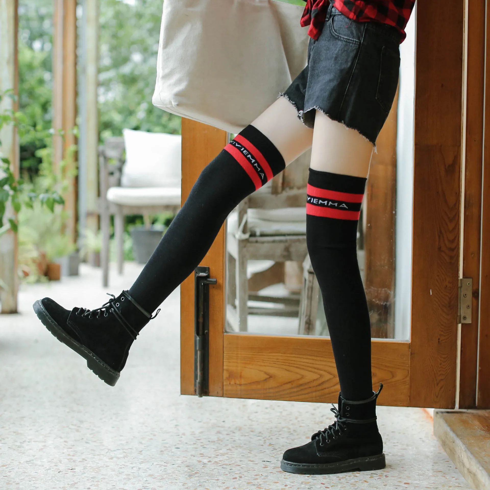 Quentin Dropshipping Black White Grey Thick Custom Knee High Socks Design  Your Logo Girls Long Socks - Buy Girls Long Socks,Custom Socks Knee  High,Thick Knee Socks Product on 