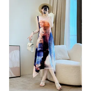 Summer Casual Chic Miyake-Inspired Printed Loose Vest Dress for Moms High-End Chiffon Pleated Design