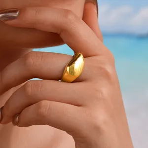 Fashion Simple Jewelry Ring Waterdrop Shape Chunky Gold Plated Stainless Steel Ring for Women