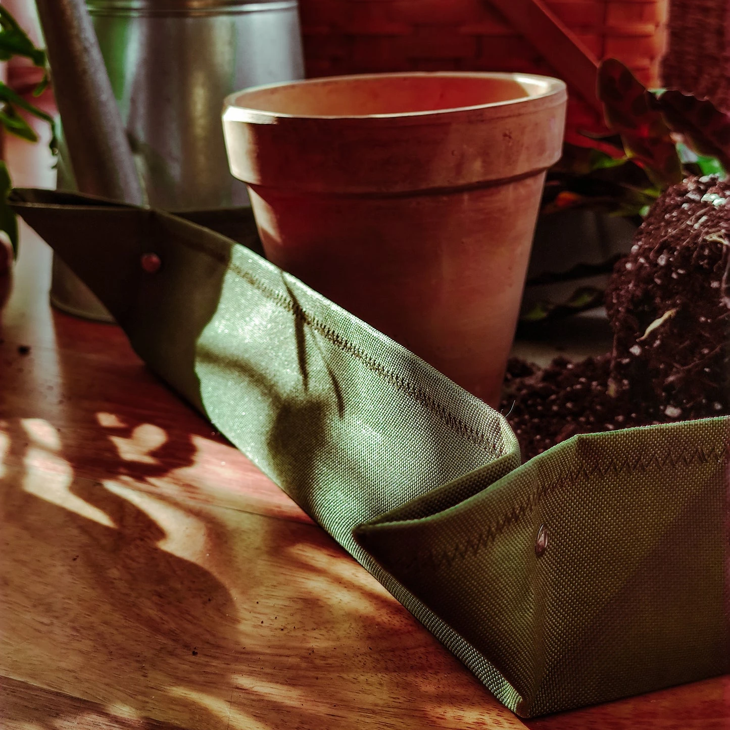 Tappetino Da Giardinaggio Per Rinvaso 75x75cm Impermeabile - Con 3 Palette, Per Piante Grasse E Bonsai