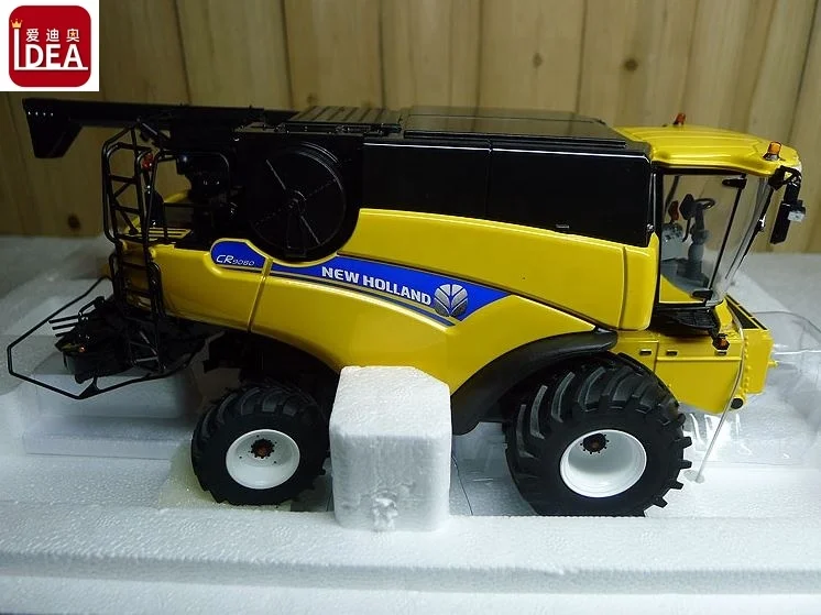 New Custom 1:50 Scale Reaper Binder Diecast Toys Small Combine Harvester OEM