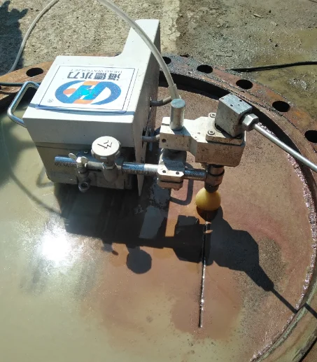 Complete System to Cut Openings in Oil tank Portable Mobile Water Jet Cutting Machines