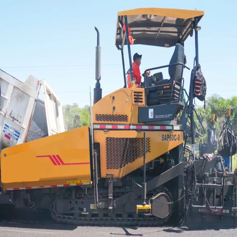 SAP60C-8 Road Paver Machine 6m Asphalt Concrete Paver for Highway & Urban Road Construction