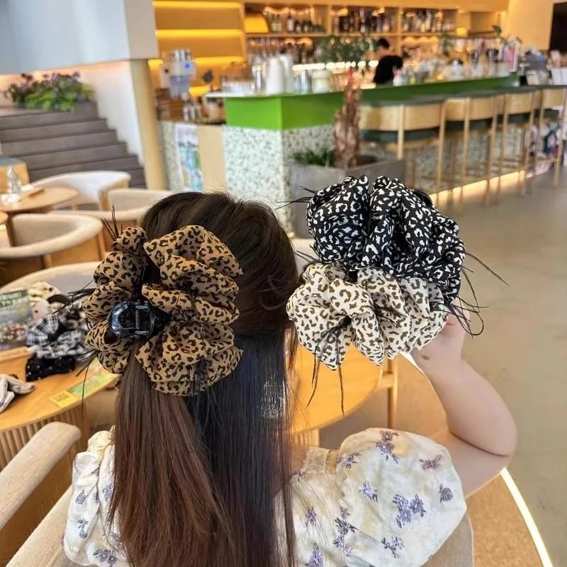 ☆TATIANA☆ Chic Modern Line Hair Crow Clip HB2264 MUSINSA | TATIANA Chic Modern Line Hair Crow Clip HB2264